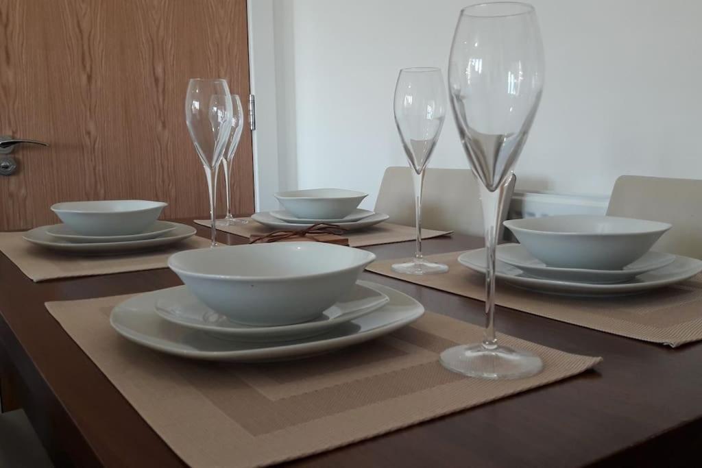 Modern Apartment With Stunning Sea View Weston-super-Mare Eksteriør billede