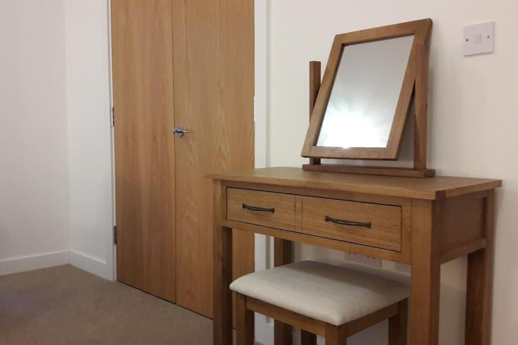 Modern Apartment With Stunning Sea View Weston-super-Mare Eksteriør billede